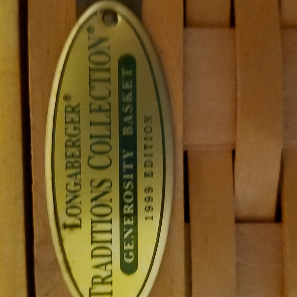 Longaberger Traditions Collection 1999 Edition Generosity basket - Picture 2 of 15